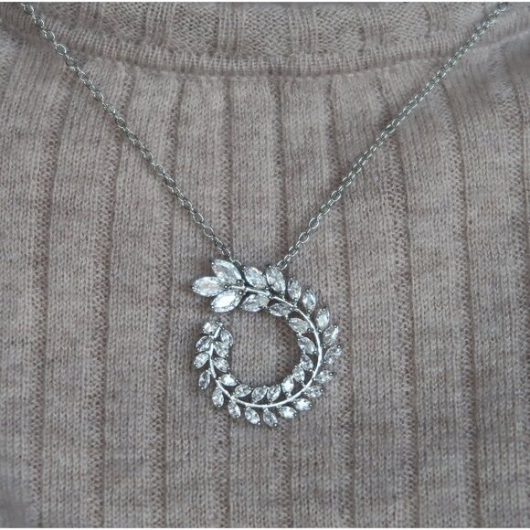 Diamond CZ Wreath Necklace, Dainty Cubic Zirconia Olive Branch Necklace - Picture 1 of 8